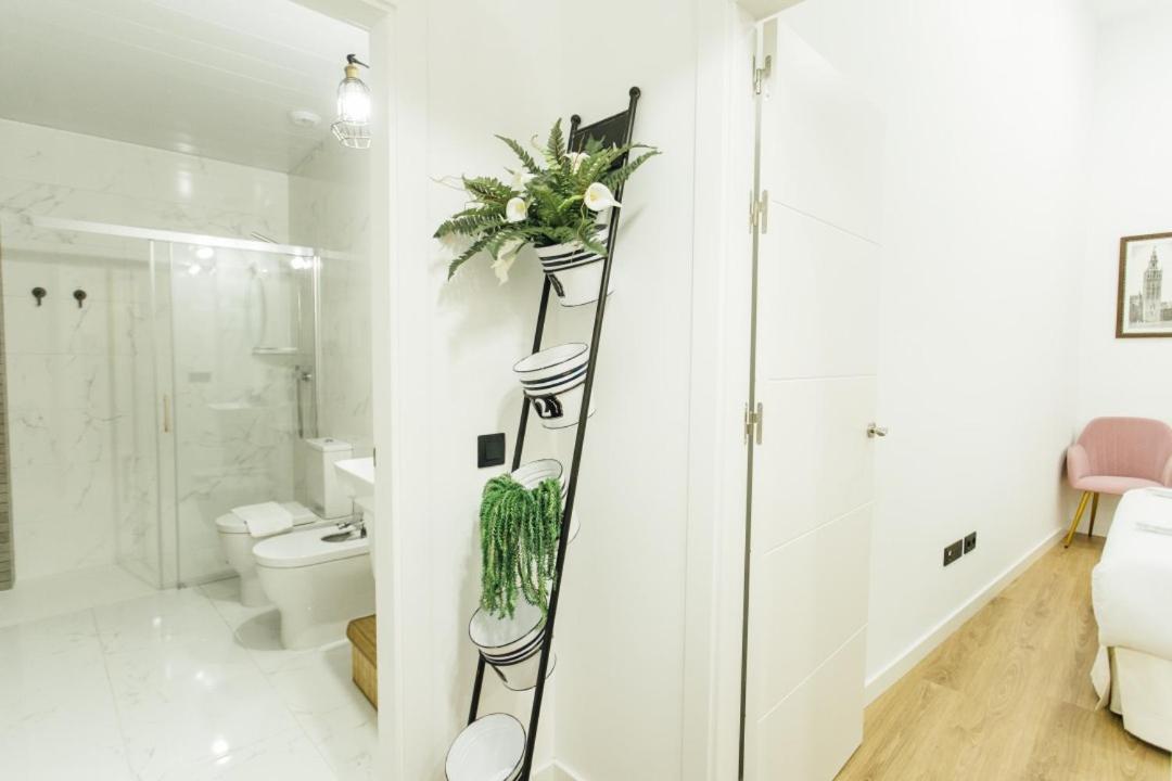 セビリアModern With Seasonal Swimming Pool- 1Bd 1Bth- Goyenetaアパートメント エクステリア 写真